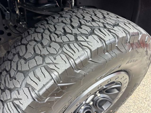 Used 2021 Ford F150 Raptor w/ Convenience Package image 10