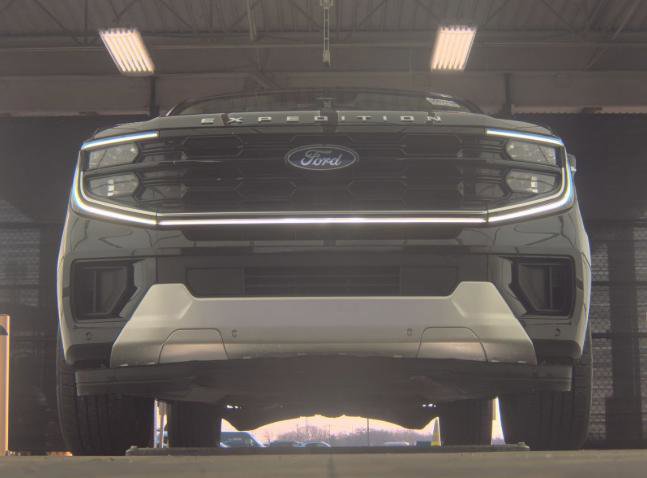 Used 2025 Ford Expedition Max Platinum image 14