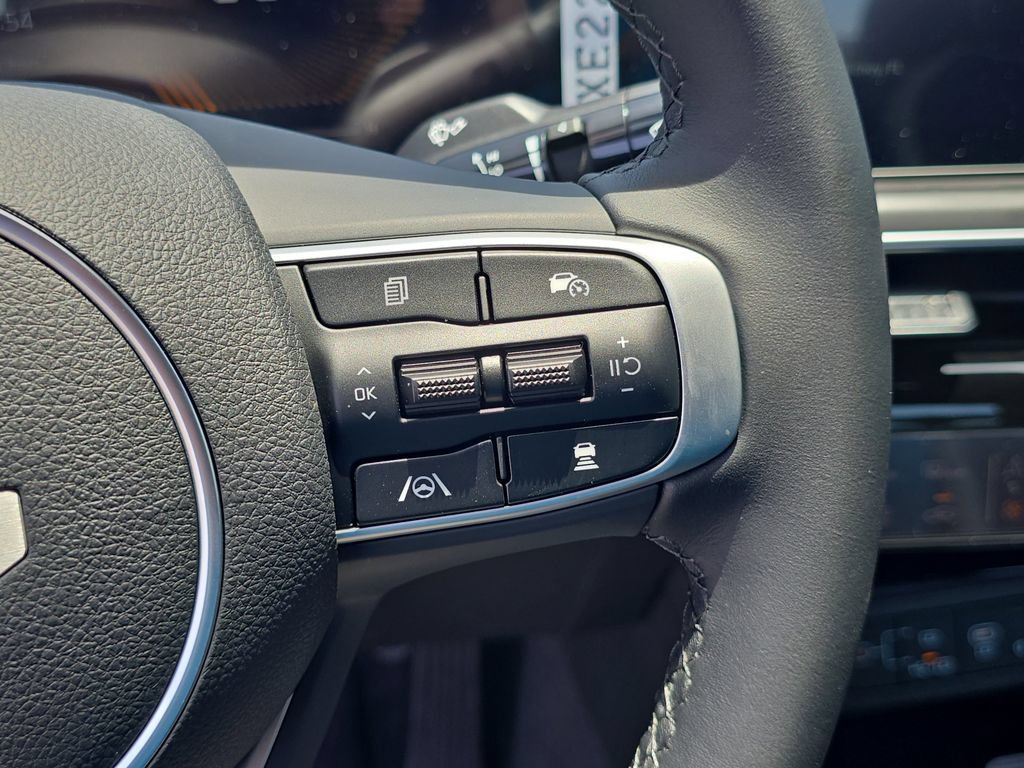 New 2026 Kia K5 GT-Line w/ GT-Line Premium Package FWD image 32