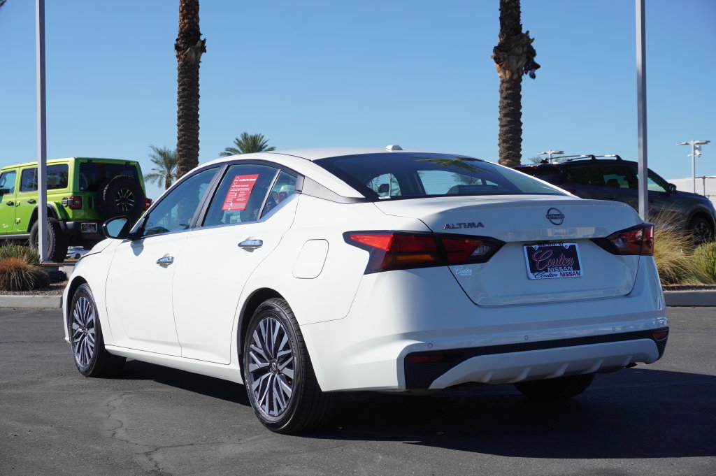 Certified 2025 Nissan Altima 2.5 SV FWD image 3