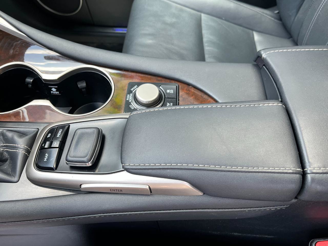 Used 2019 Lexus RX 450h AWD w/ Navigation Package image 42