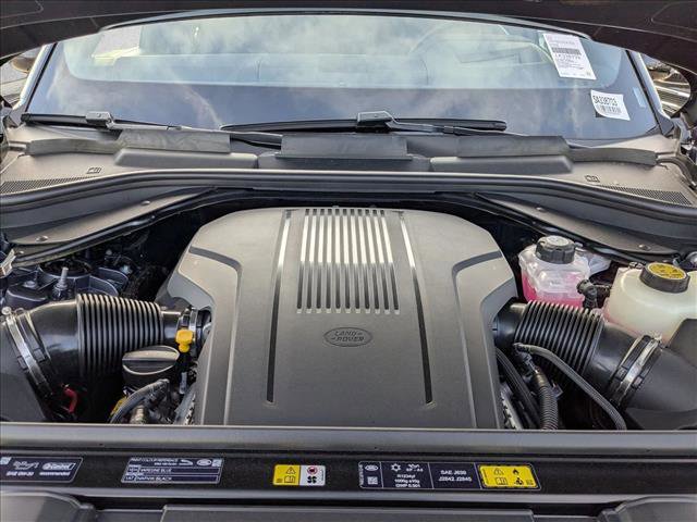 New 2025 Land Rover Range Rover SE image 18