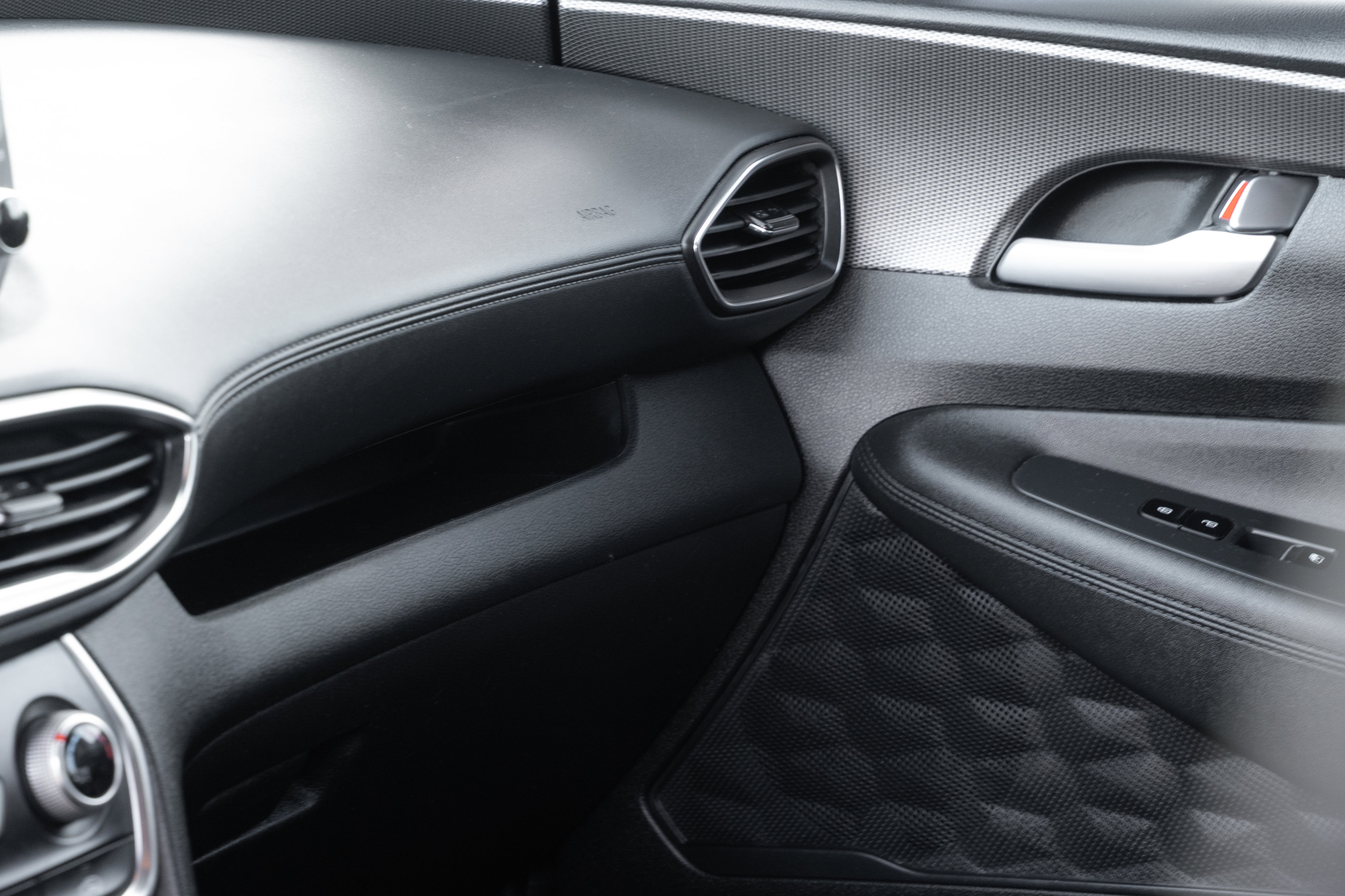 Used 2020 Hyundai Santa Fe SEL image 15