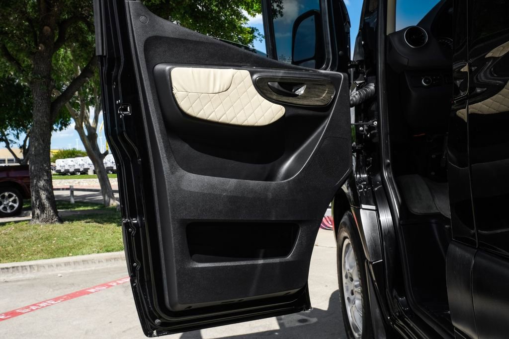 Used 2020 Mercedes-Benz Sprinter 3500 w/ Windows All Around Package image 63