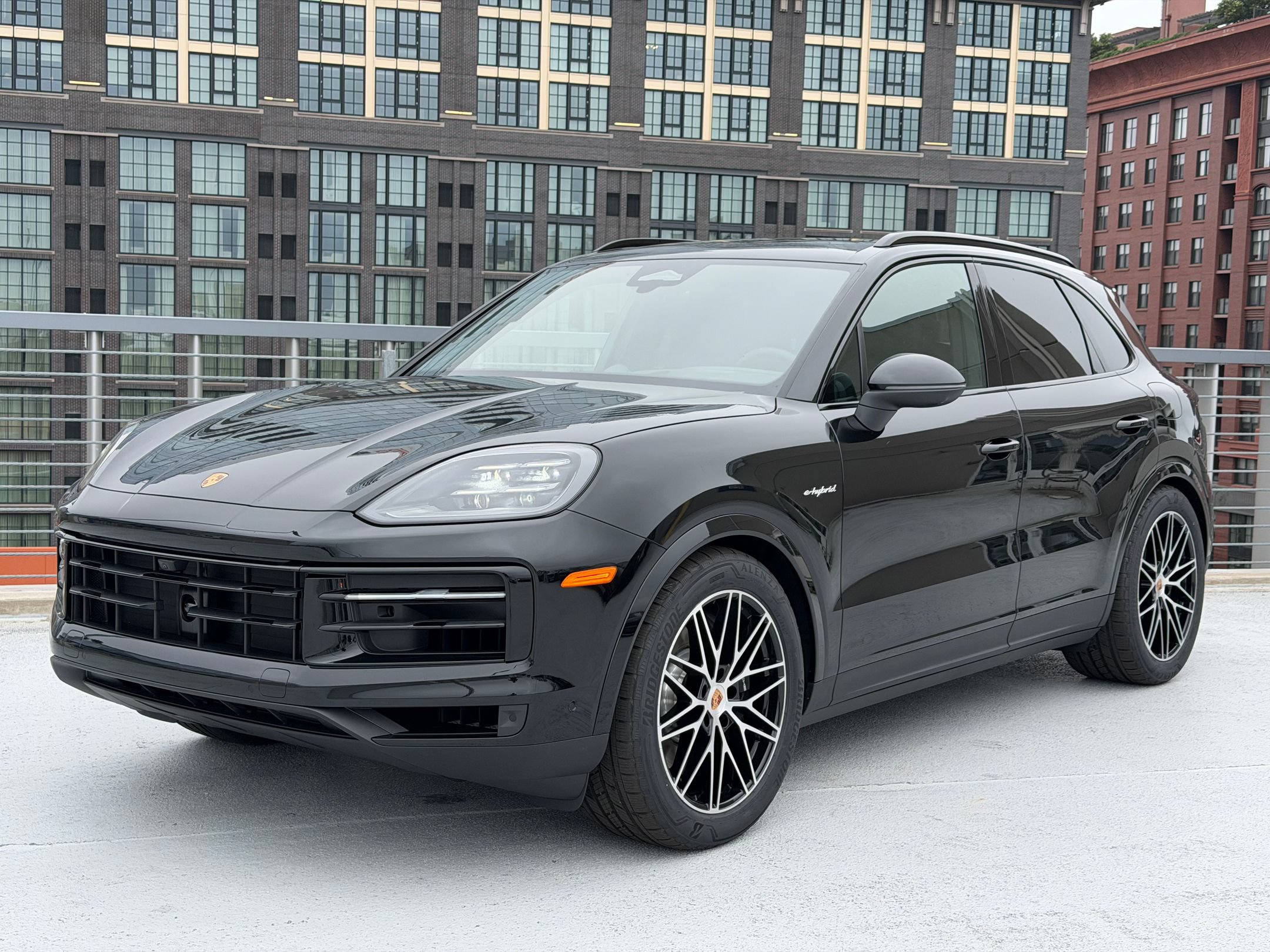 New 2026 Porsche Cayenne E-Hybrid AWD/4WD image 1