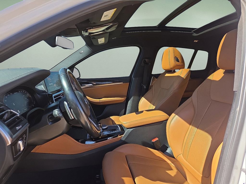Used 2023 BMW X4 M40i w/ Shadowloine Package image 23