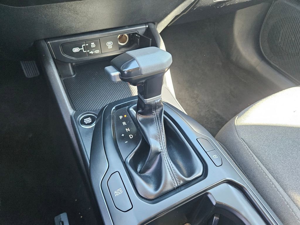 Used 2025 Kia K4 LXS image 28
