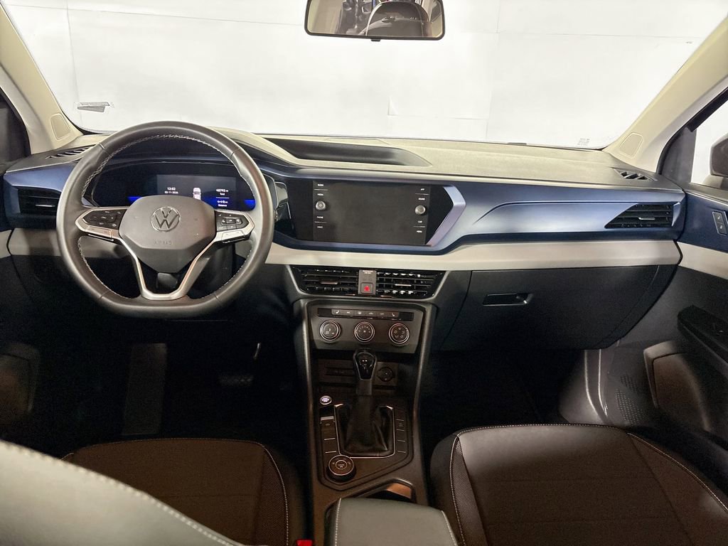Certified 2022 Volkswagen Taos SE image 12