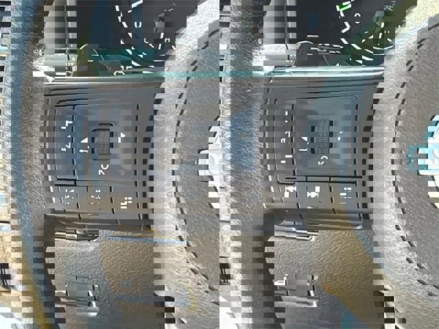 Certified 2024 Nissan Rogue SV image 33