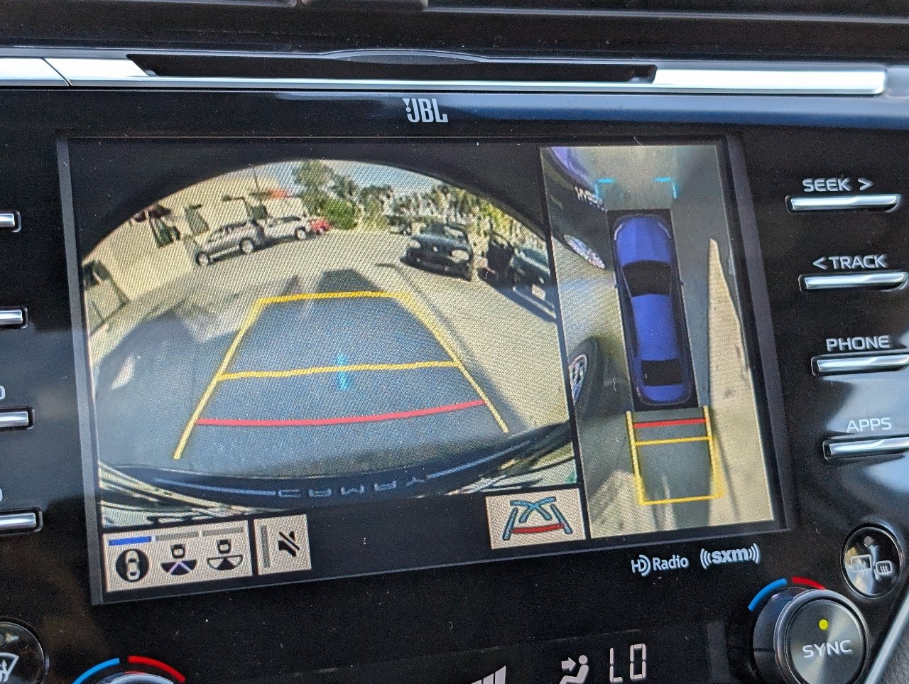 Used 2018 Toyota Camry XLE w/ Audio Package FWD image 6