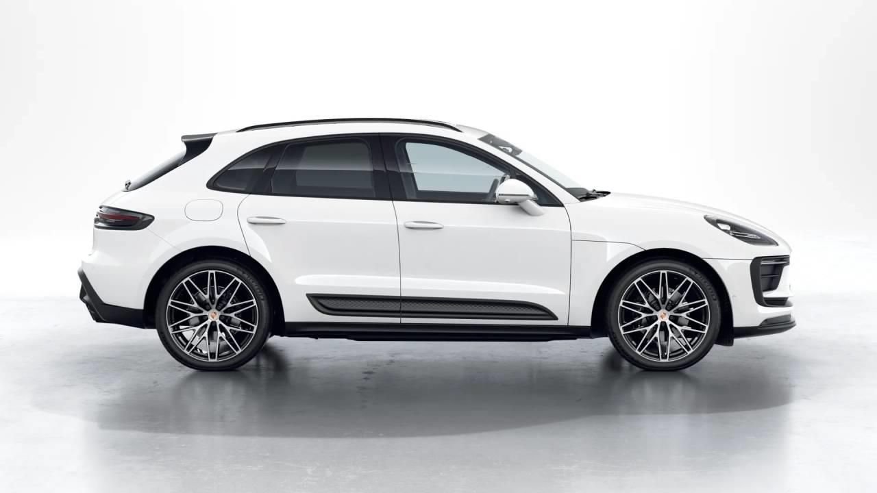 Used 2026 Porsche Macan AWD/4WD image 7