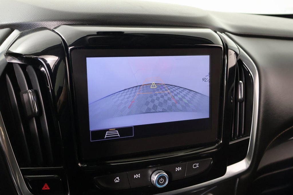 Used 2021 Chevrolet Traverse LT image 6
