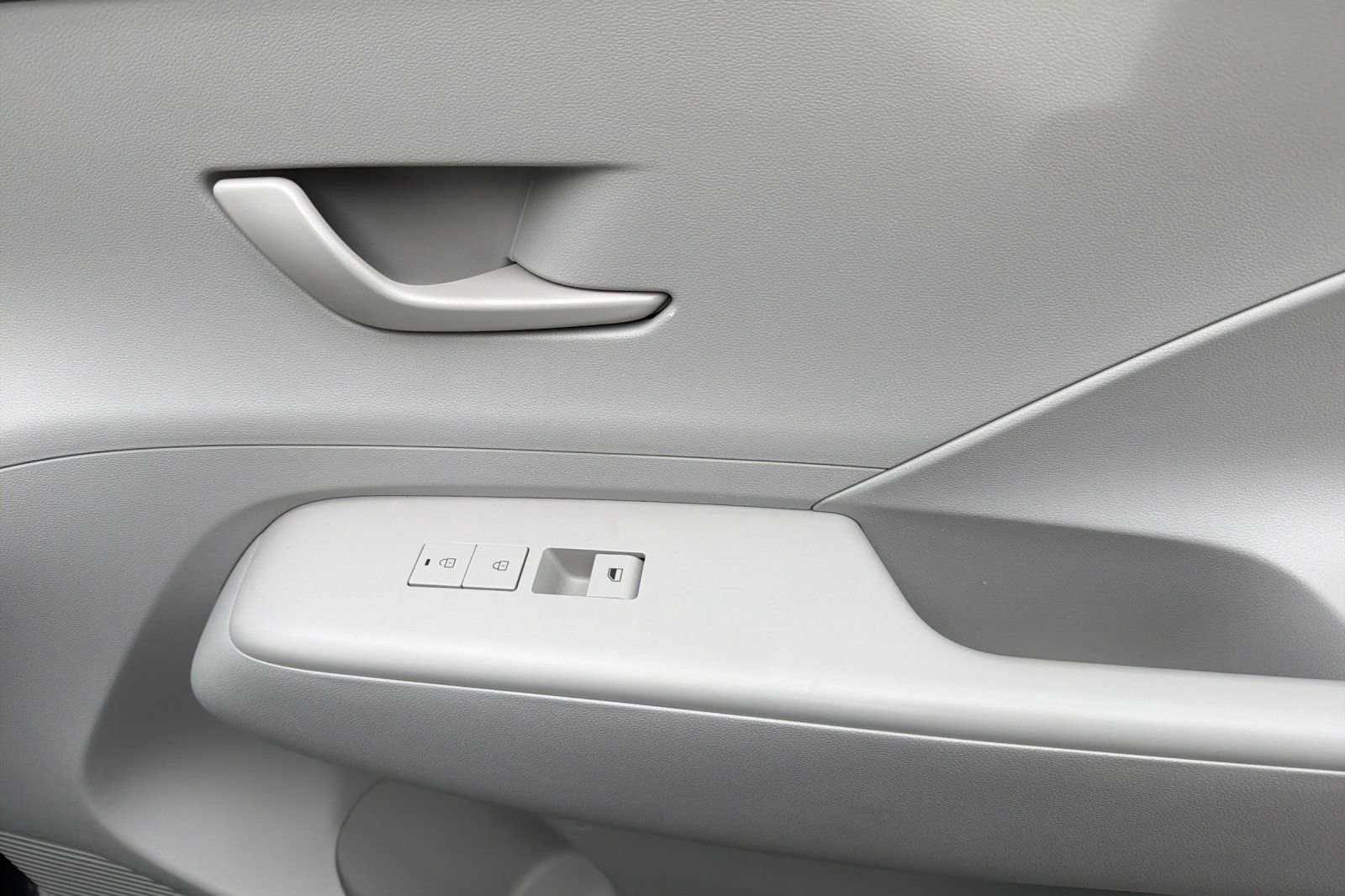 Used 2024 Hyundai Kona SEL image 20