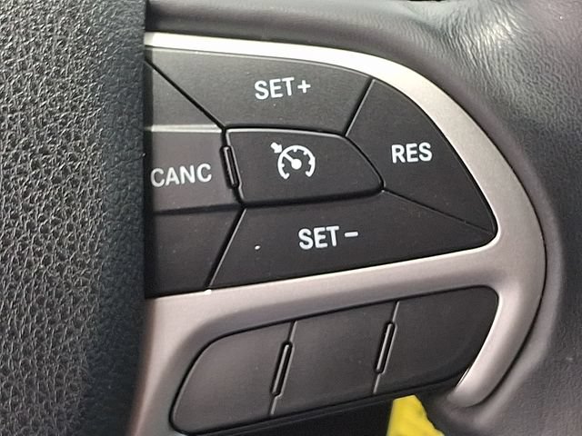 Used 2015 Jeep Cherokee Trailhawk w/ Trailer Tow Group AWD/4WD image 22