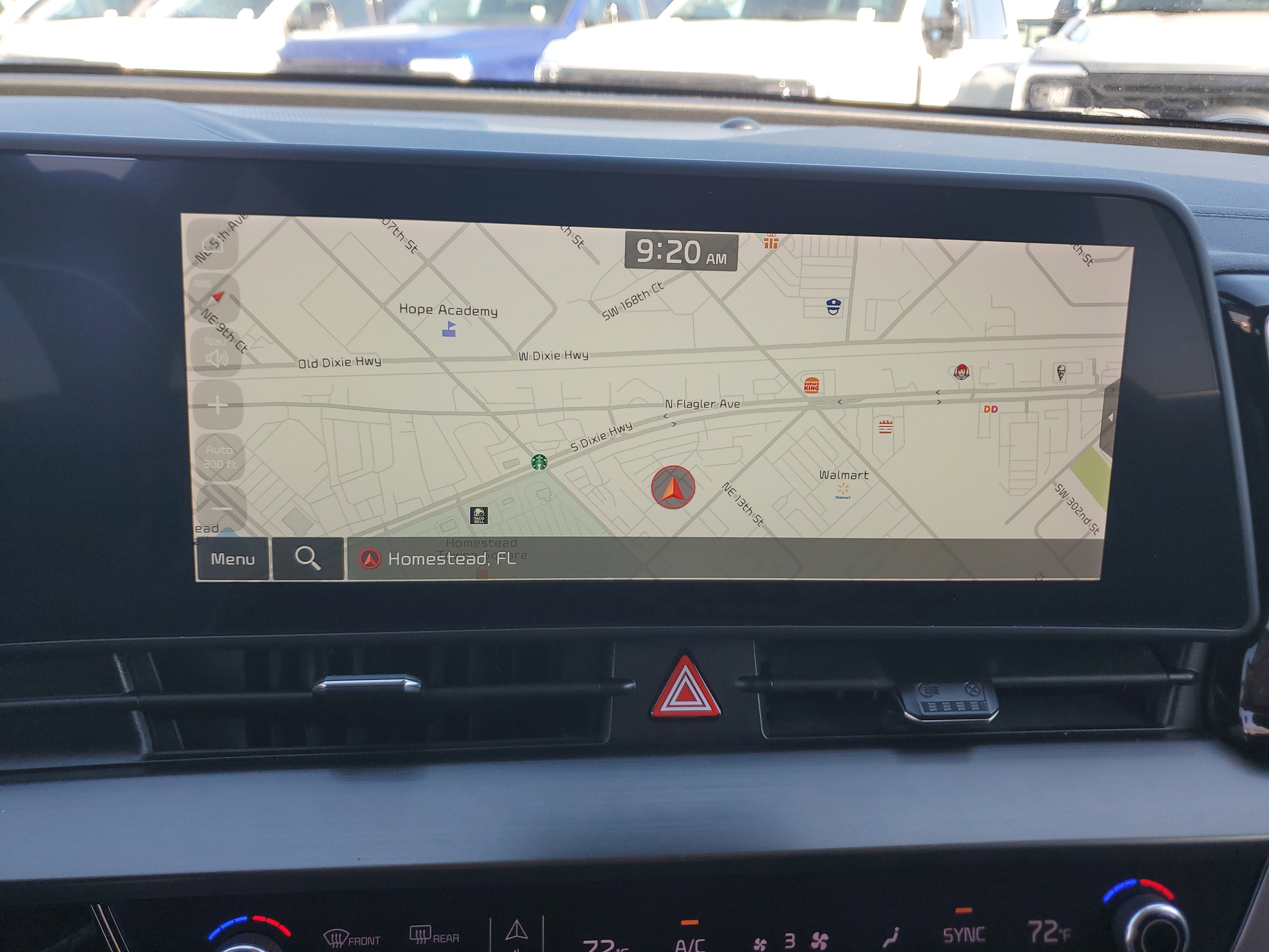 Used 2023 Kia Sportage EX image 10