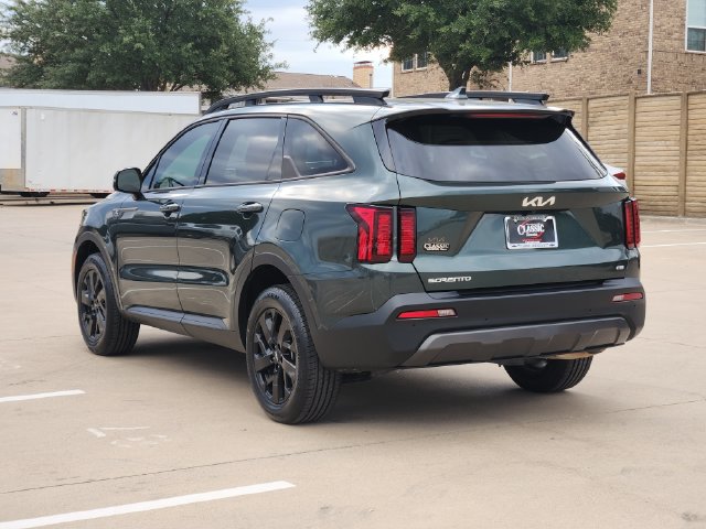Used 2023 Kia Sorento S w/ Panoramic Sunroof Package AWD/4WD image 3