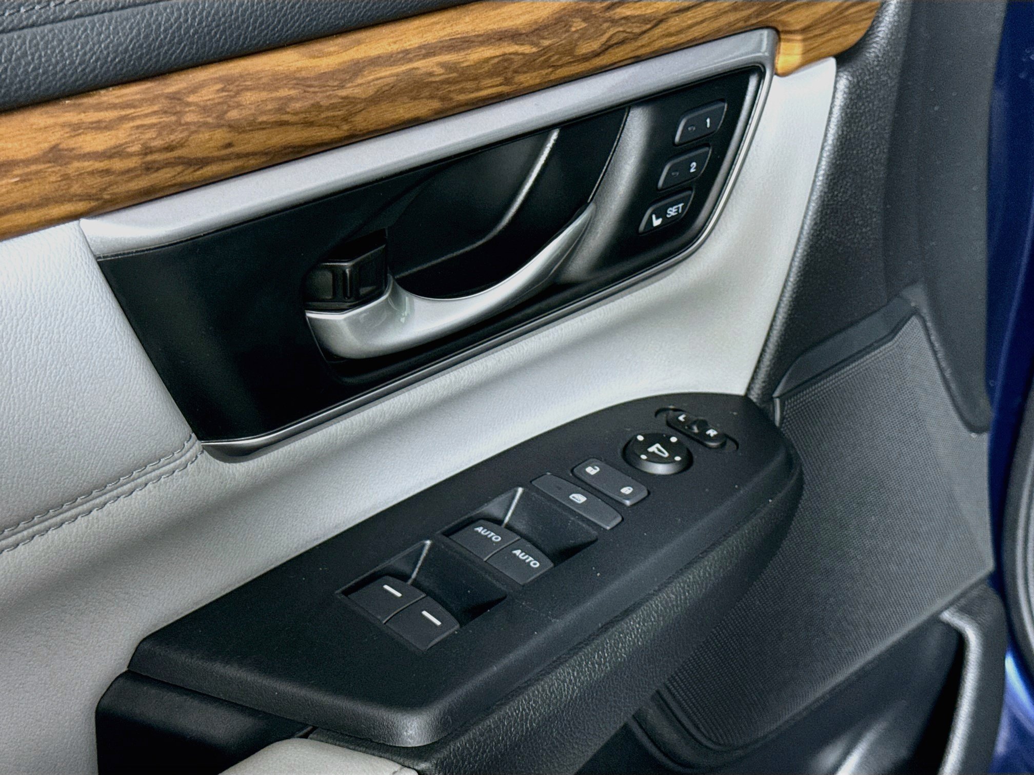 Used 2019 Honda CR-V EX-L image 20