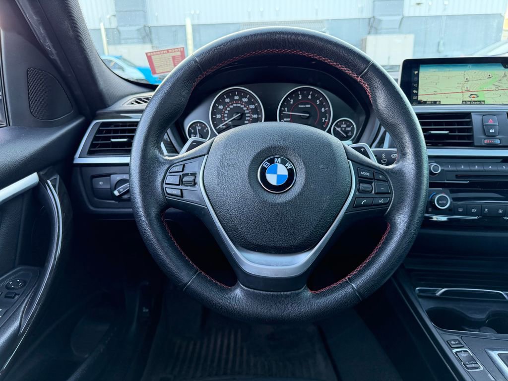 Used 2017 BMW 330i Sedan RWD image 7