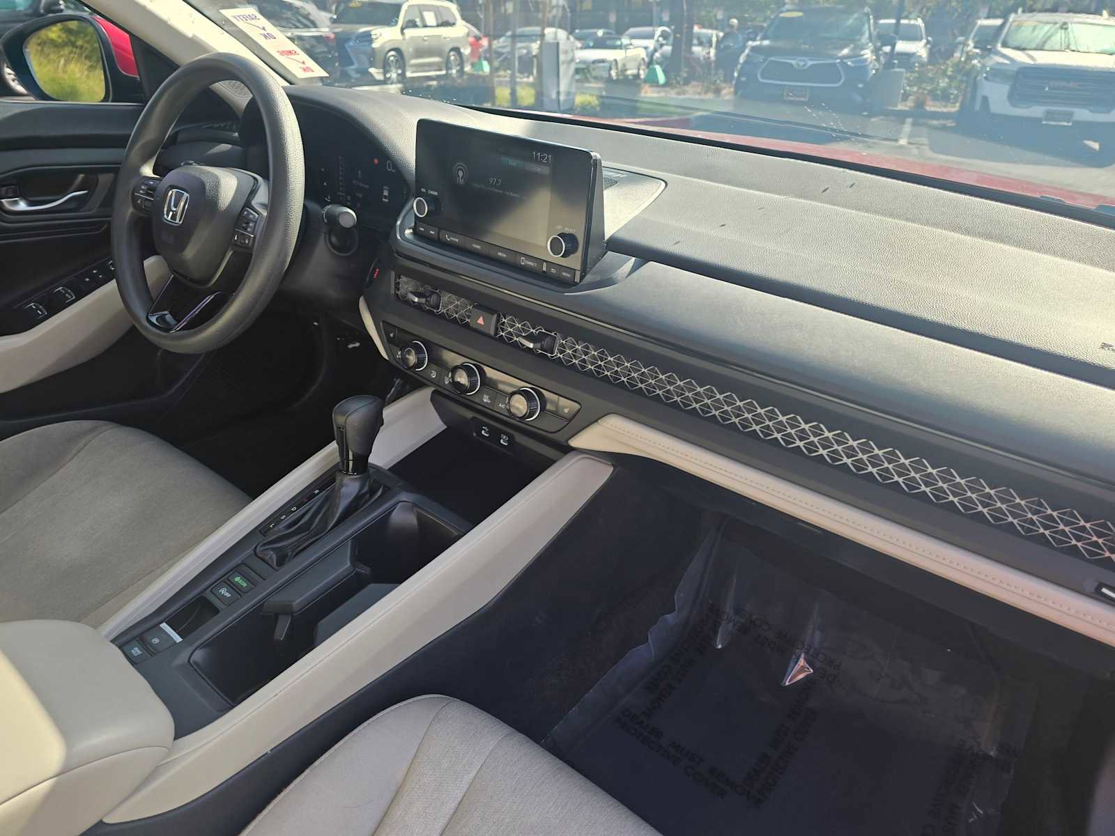 Used 2023 Honda Accord EX image 12