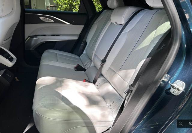 Used 2024 Cadillac Lyriq Sport w/ LPO, Floor Liner Package AWD/4WD image 4