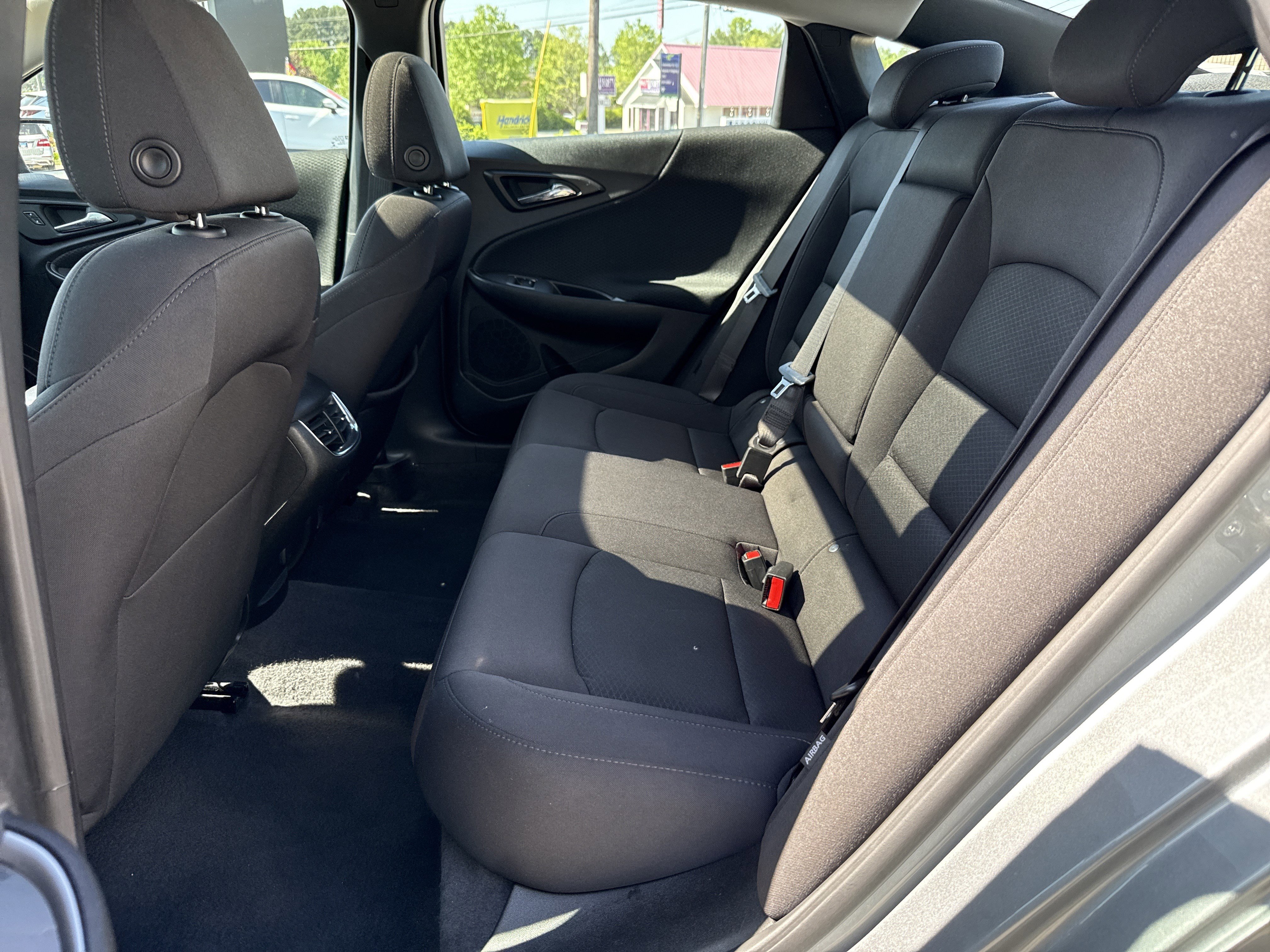 Used 2024 Chevrolet Malibu LT FWD image 31
