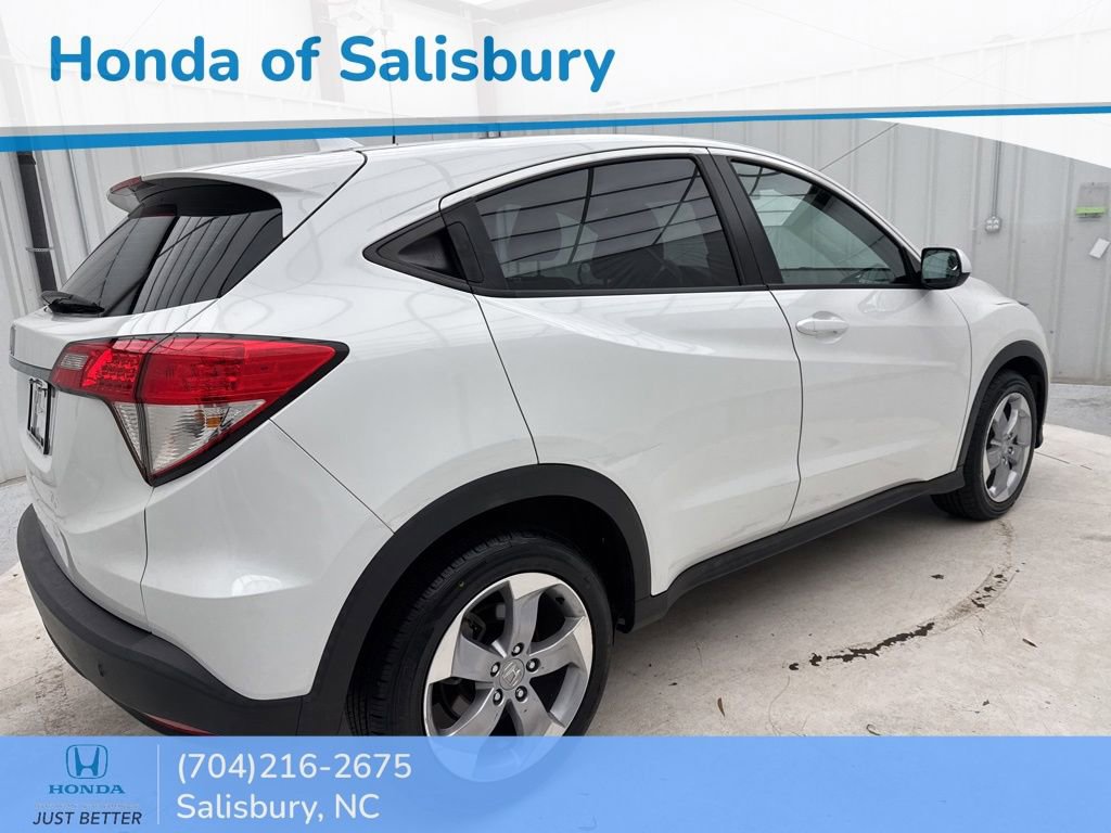 Used 2021 Honda HR-V LX image 12