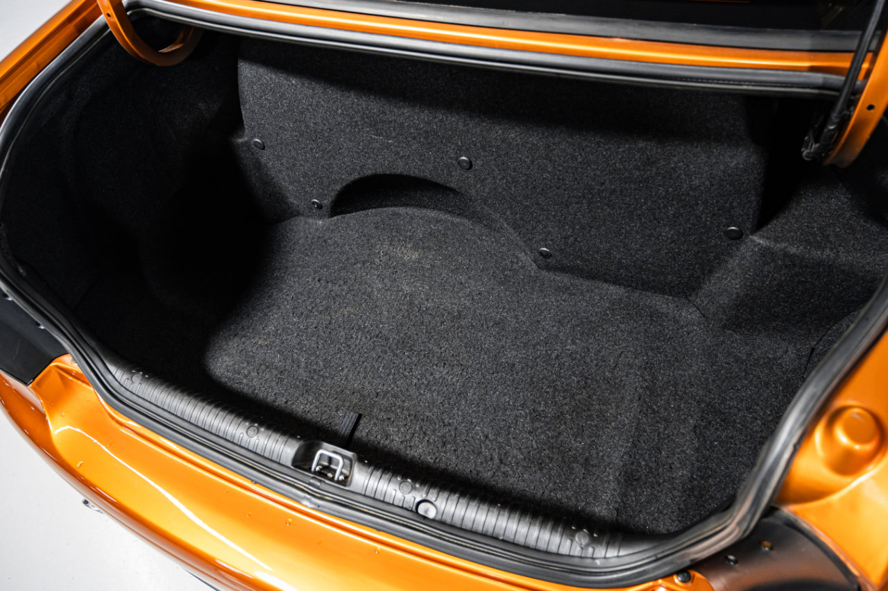 Used 2006 Pontiac GTO image 25