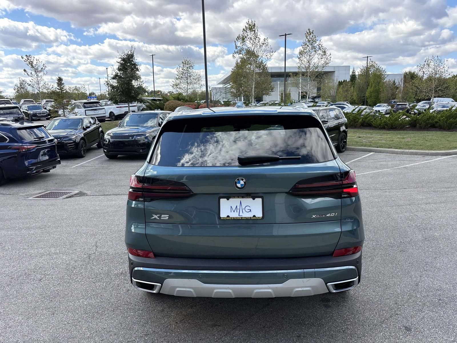 New 2026 BMW X5 xDrive40i w/ Premium Package image 6