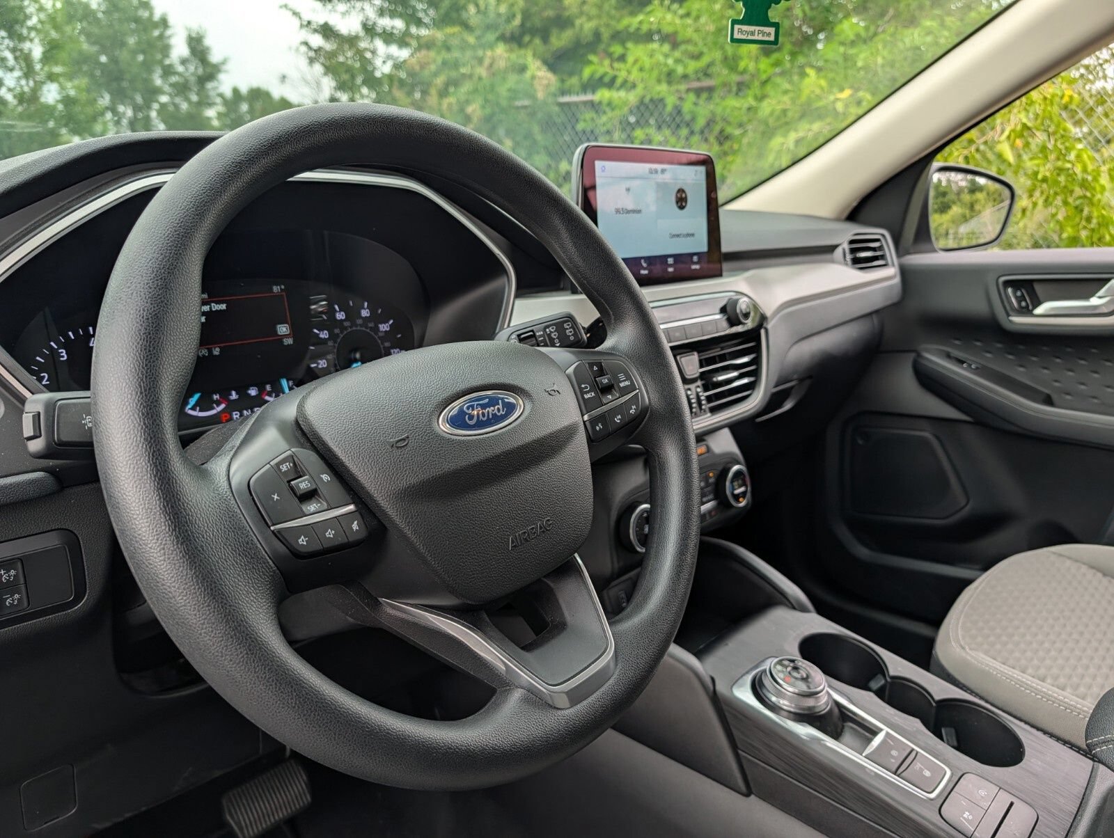 Used 2020 Ford Escape SE FWD image 19
