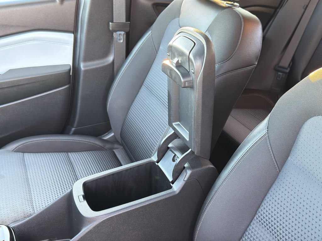 Used 2024 Chevrolet Trax LT w/ Sunroof Package image 18