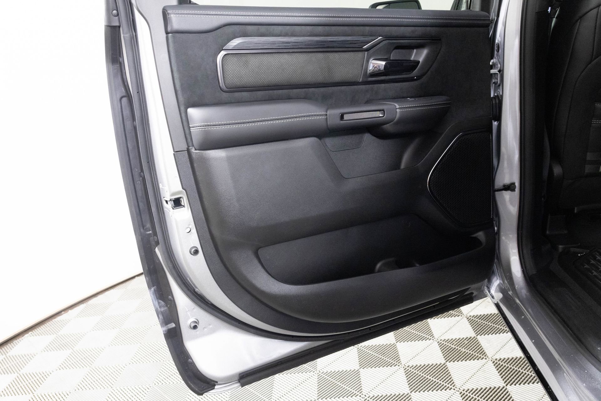 New 2026 RAM 1500 RHO image 26