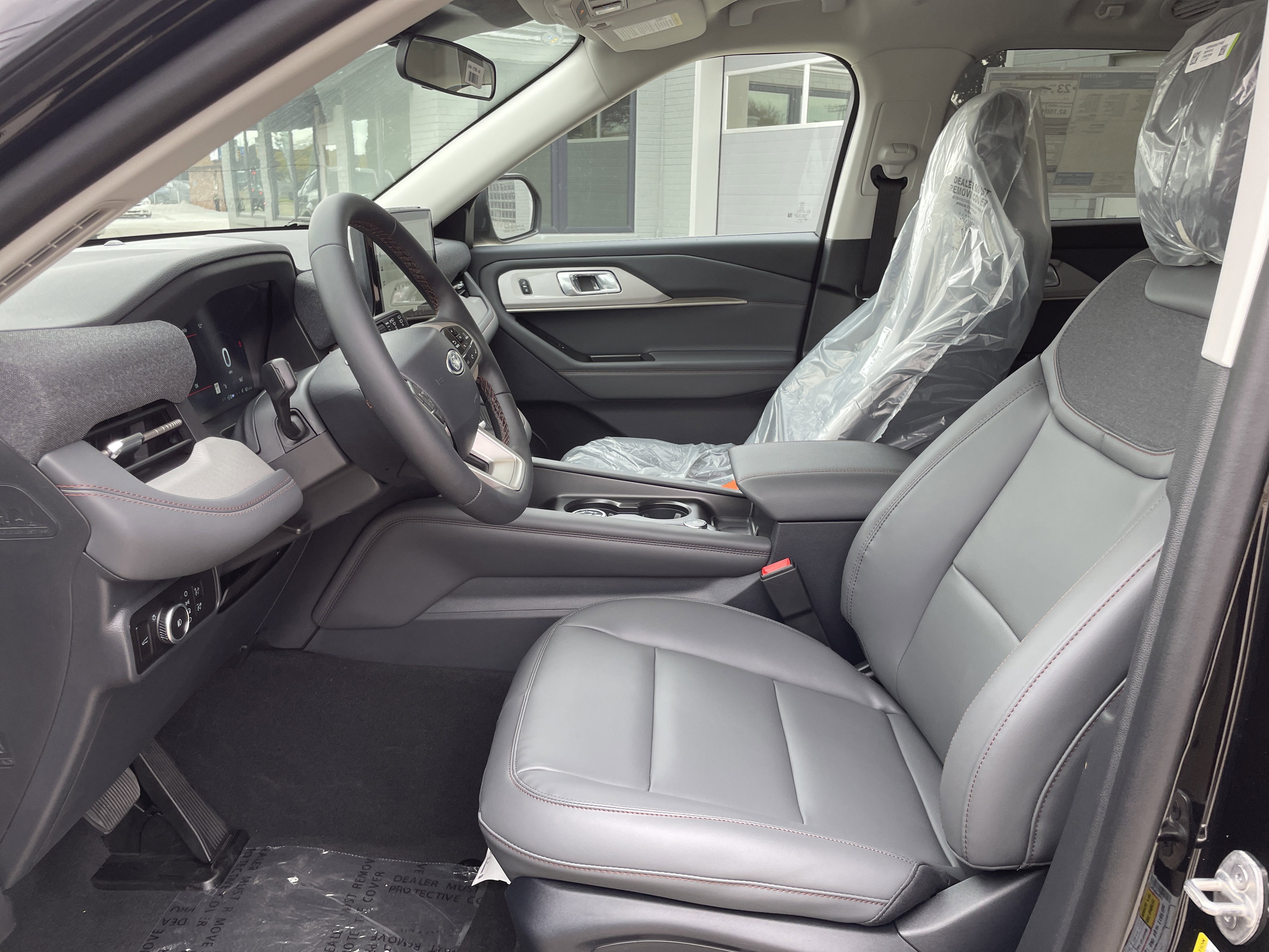 New 2026 Ford Explorer Active image 10