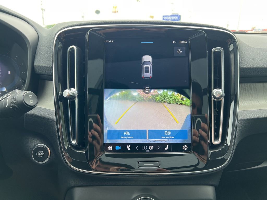 Certified 2023 Volvo XC40 B5 Plus w/ Protection Package Premier image 22