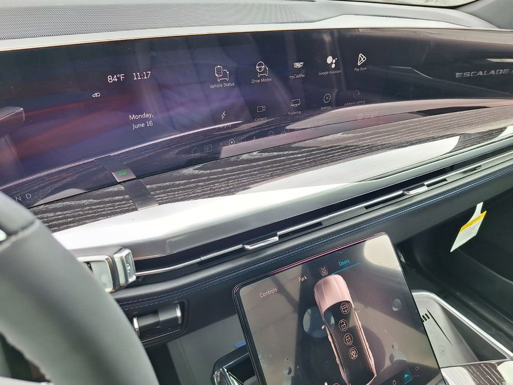 New 2026 Cadillac Escalade IQ Luxury 1 w/ LPO, Floor Liner Package image 17