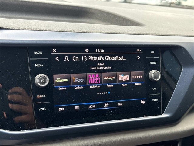 Certified 2023 Volkswagen Taos SE w/ Black Wheel Package image 24