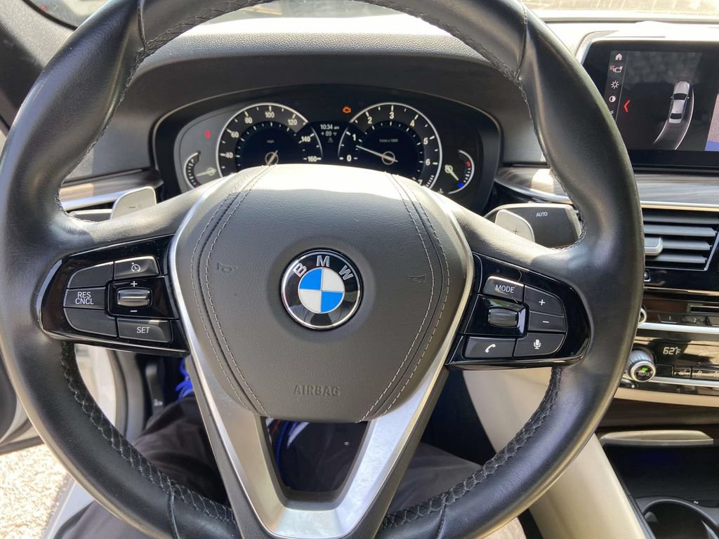 Used 2019 BMW 540i w/ Convenience Package RWD image 36