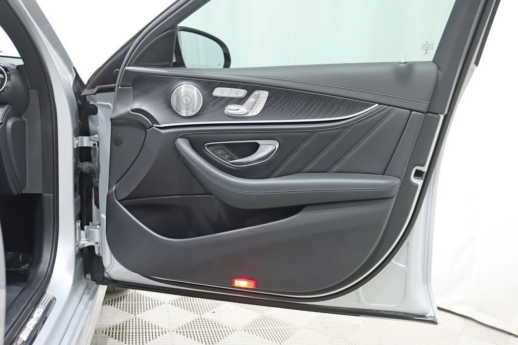 Used 2019 Mercedes-Benz E 63 AMG S image 38