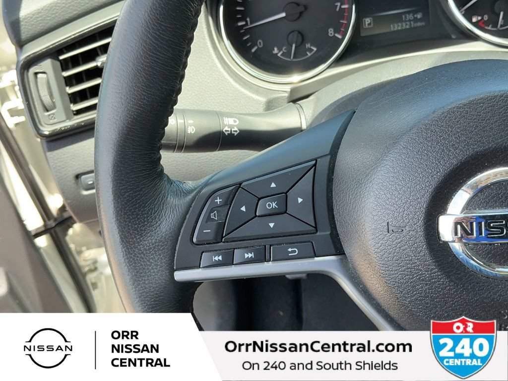 Used 2017 Nissan Rogue SL w/ SL Premium Package AWD/4WD image 20