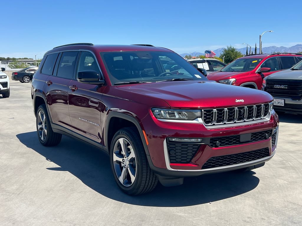New 2026 Jeep Grand Cherokee L Limited w/ Luxury Tech Group II AWD/4WD image 8