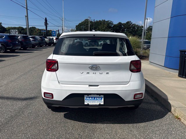 New 2026 Hyundai Venue SE FWD image 4