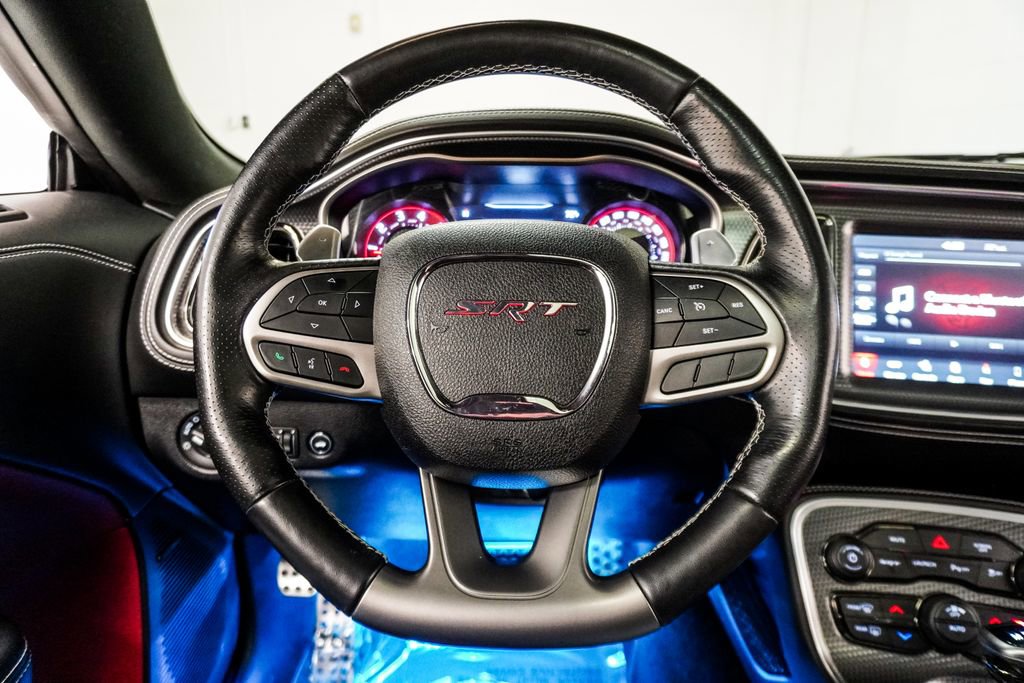 Used 2020 Dodge Challenger SRT Hellcat Redeye image 11