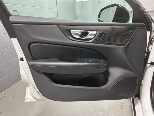 Certified 2023 Volvo S60 B5 Plus w/ Climate Package image 7