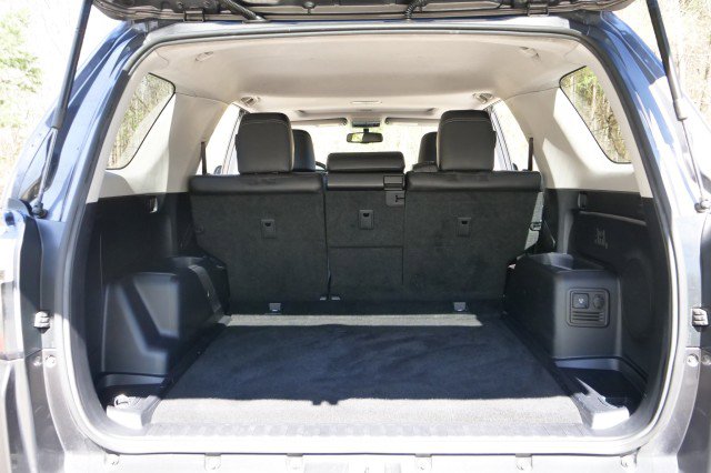 Used 2018 Toyota 4Runner Limited AWD/4WD image 28