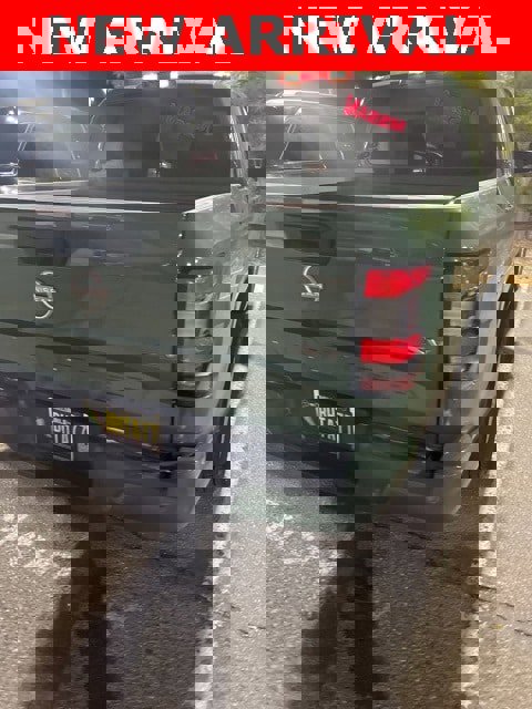 Used 2022 Nissan Frontier SV w/ Technology Package image 9