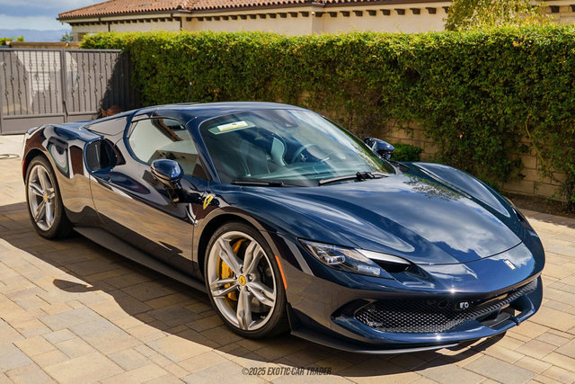 Used 2025 Ferrari 296 GTS RWD image 12