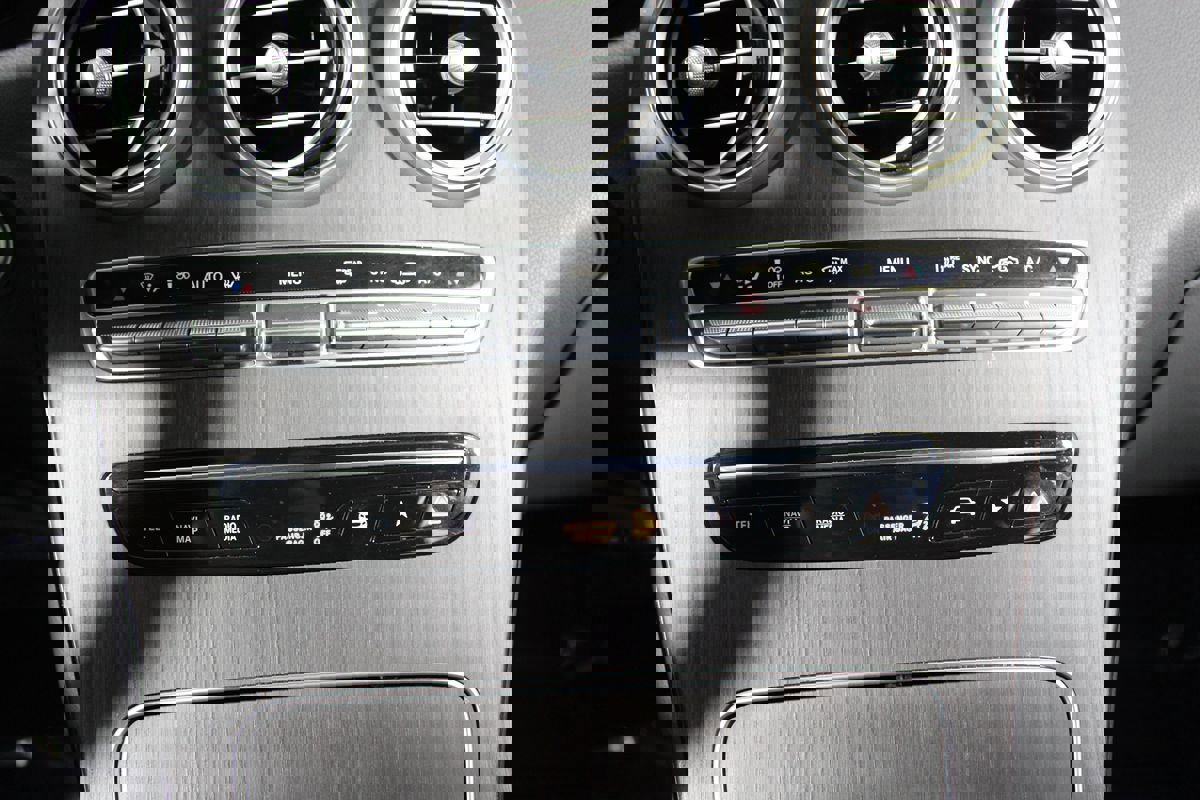 Used 2023 Mercedes-Benz GLC 43 AMG 4MATIC Coupe image 21