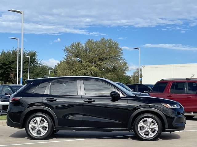 Certified 2024 Honda HR-V LX image 3