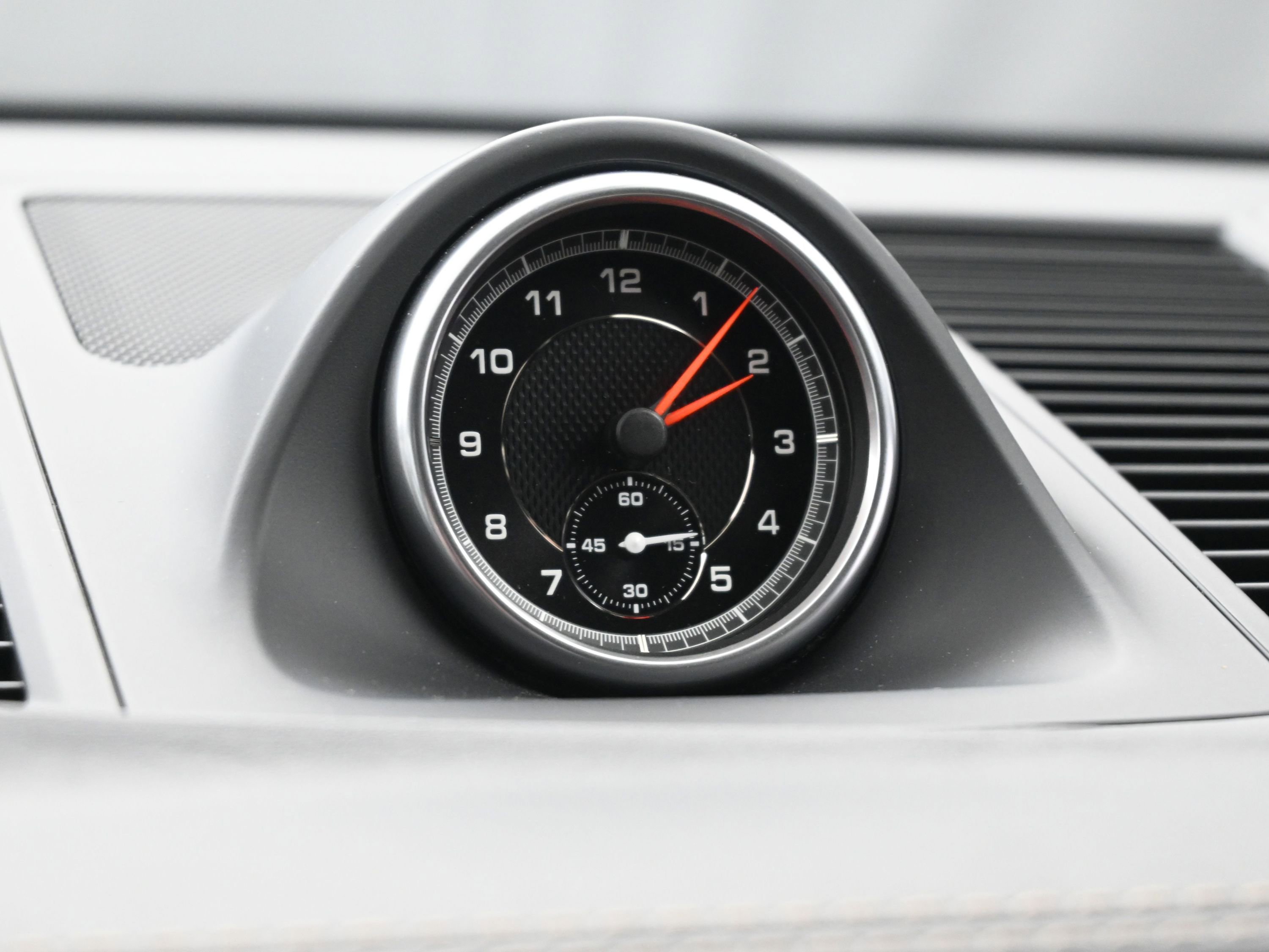 Certified 2020 Porsche Macan S image 14