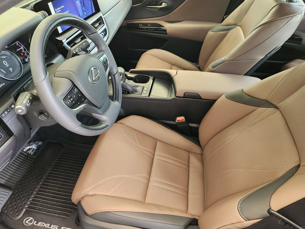 Certified 2023 Lexus ES 300h Ultra Luxury w/ Accessory Package (Z2) FWD image 13