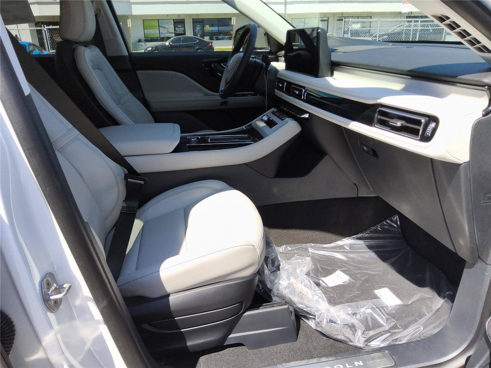 New 2026 Lincoln Aviator Reserve RWD image 29